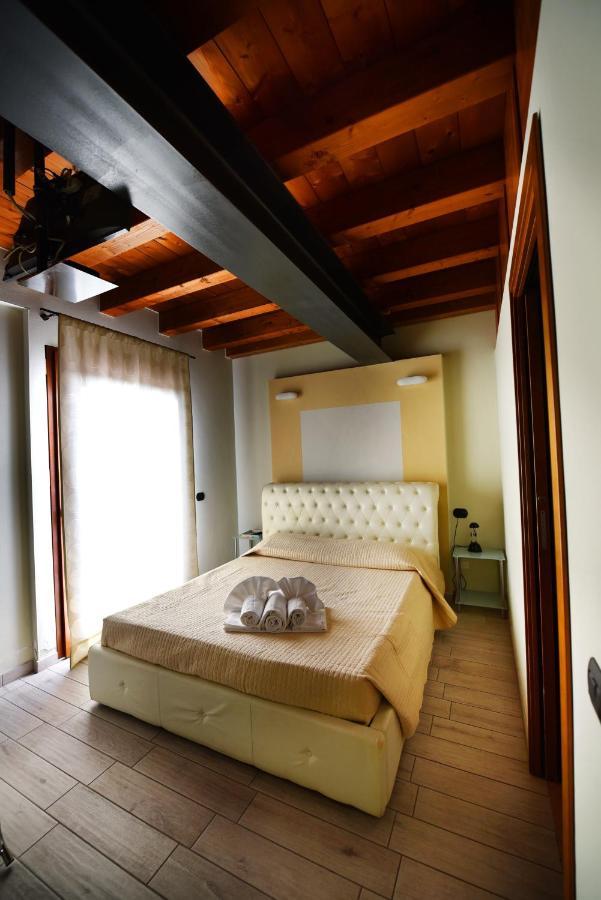 La Terrazza Sul Lago Peschiera del Garda Ngoại thất bức ảnh