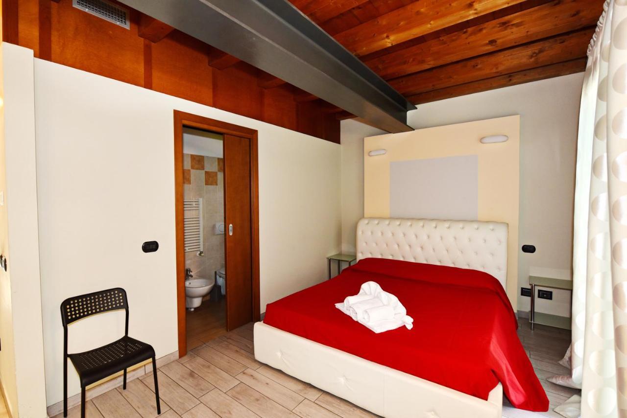 La Terrazza Sul Lago Peschiera del Garda Ngoại thất bức ảnh