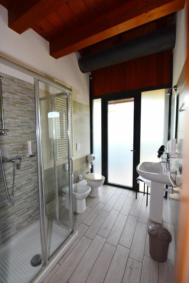 La Terrazza Sul Lago Peschiera del Garda Ngoại thất bức ảnh