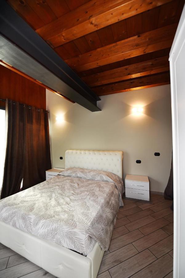 La Terrazza Sul Lago Peschiera del Garda Ngoại thất bức ảnh
