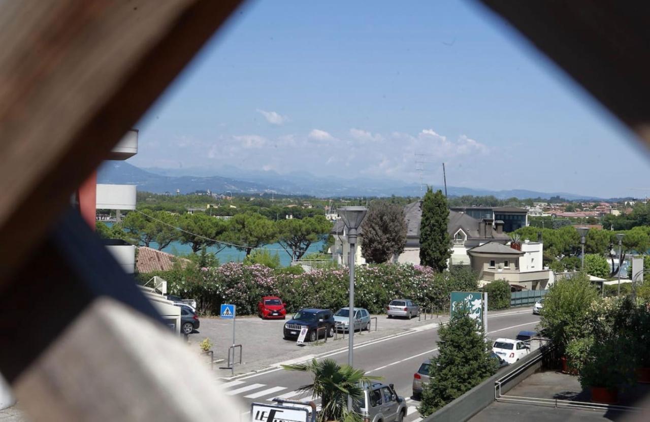 La Terrazza Sul Lago Peschiera del Garda Ngoại thất bức ảnh