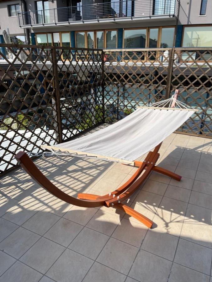 La Terrazza Sul Lago Peschiera del Garda Ngoại thất bức ảnh